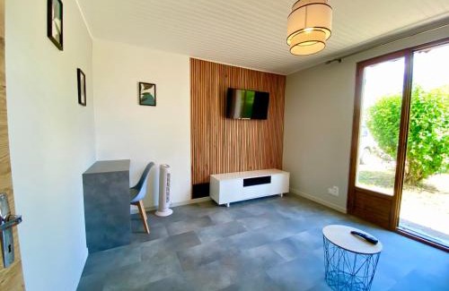 Cendrecourt House | Maison Calme avec extérieur