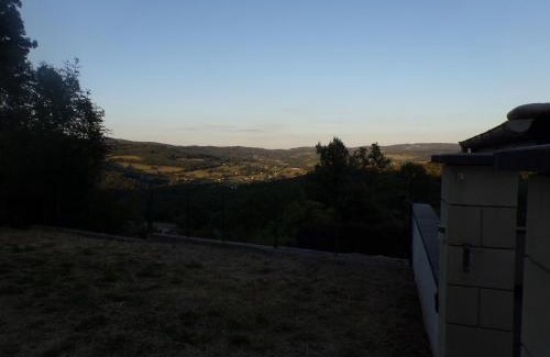Chateau-Chinon House | Maison calme & paisible avec vue