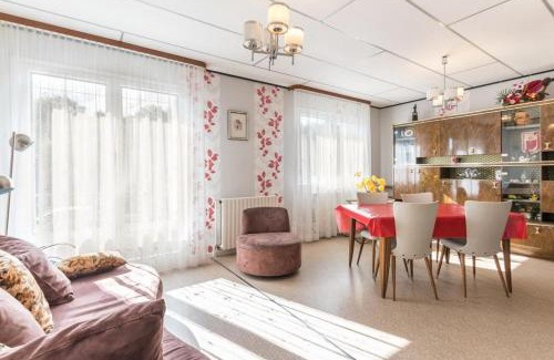 Champagney House | Maison chaleureuse à Champagney avec vue sur la montagne