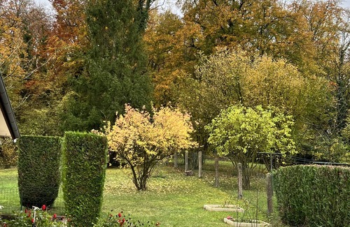 Les Andelys House | Maison Chaleureuse Dans un Écrin Verdure