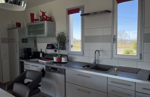 Sainte-Croix-Du-Mont Villa | MAISON CONTEMPORAINE AU MILIEU DES VIGNES 200 m2 - 6 personnes - LUXE.