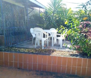 Basse-Terre House | Maison confortable avec jardin à Basse-Terre + Parking inclus