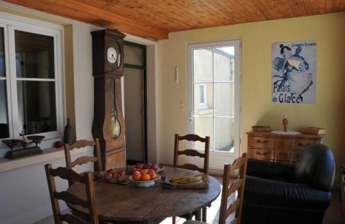 Le Petit Bouillon Thebault House | Maison de famille rustique Durée de location 7 jours minimum