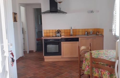 Santa-Maria-Figaniella House | Maison Dans un Petit Village de Montagne au Calme