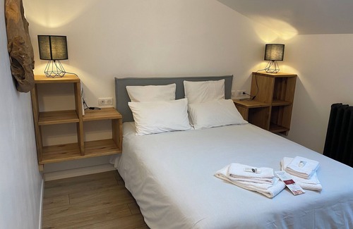 Cahors House | Maison d'hôtes La Bellours