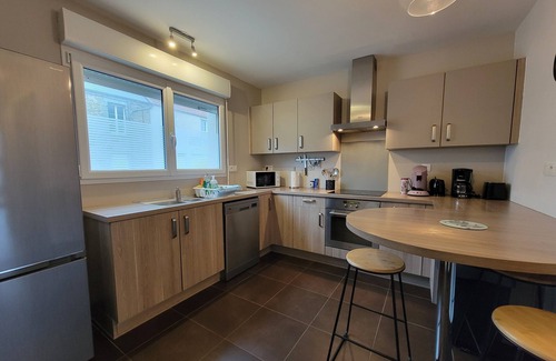 Tourlaville House | Maison Dans Centre Ville Proche de la Cité de la mer et de la Plage