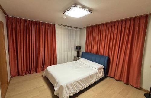 Toseong House | Maison de Briel