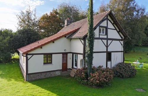 Saires-la-Verrerie House | Maison de campagne avec jardin, animaux acceptés et WIFI - FR-1-497-194