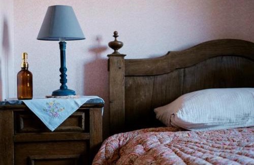 Saires-la-Verrerie House | Maison de campagne avec jardin, animaux acceptés et WIFI - FR-1-497-194