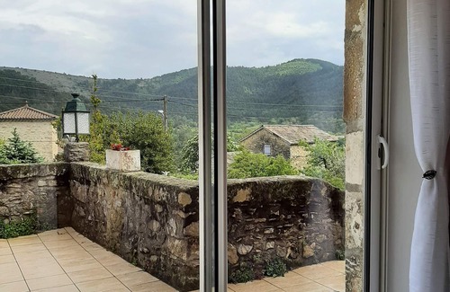 Vesseaux House | Maison de Charme Individuelle Dans un Écrin de Verdure