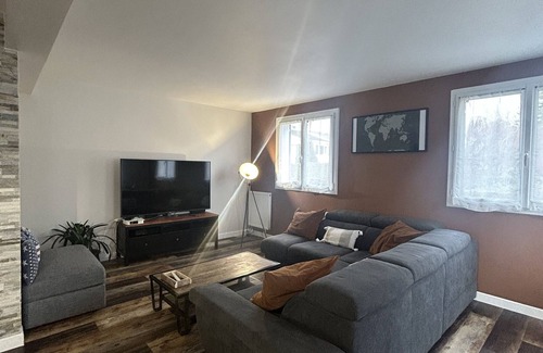 Les Templiers House | Maison de Charme Refaite à Neuf Dans une Résidence Sécurisée. Idéale Proche JO