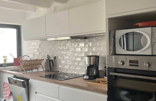 Noirmoutier-en-l'Ile House | Maison de Pêcheur Rénovée, vue mer à 20 Mètres de la Plage du Vieil Noirmoutier
