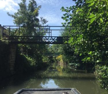 La Celle-sous-Gouzon House | Maison de la mare aux rainettes Location vacances standing au cœur du marais poitevin - 3 chambres - 6 personnes