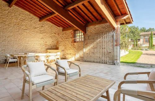 Castelnau-de-Levis House | Maison de Maître - Domaine Terra Rosa