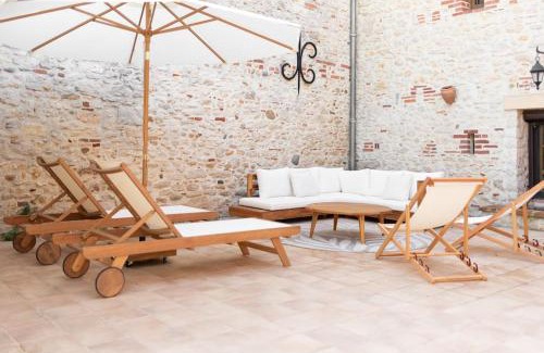 Castelnau-de-Levis House | Maison de Maître - Domaine Terra Rosa