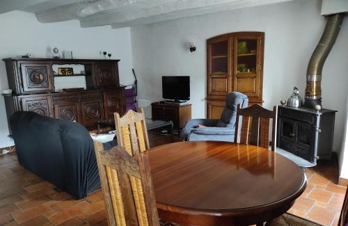 Pont-de-Labeaume House | Maison en pierres au cœur d'un village Ardéchois