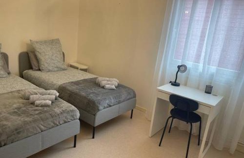 Chenove House | Maison entière Chenôve avec jardin