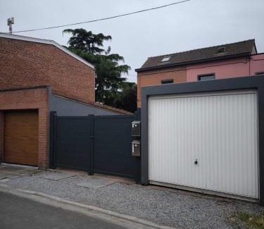 Charleroi House | Maison entière privée