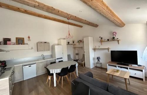 Esparron-de-Verdon House | Maison Familiale à Esparron-de-Verdon avec Terrasse Privée