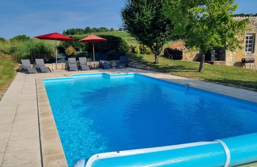 Saint-Georges-des-Agouts House | Maison Rossignol: Private House and Heated Pool in Idyllic Rural Location