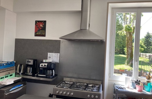 Menetrux-en-Joux House | Maison Franc-comtoise sur Parc Arboré, Accès Direct aux Cascades du Hérisson