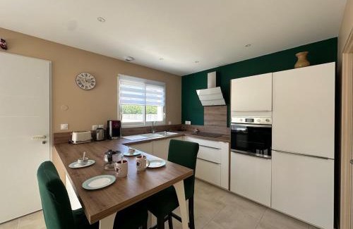 Redessan Villa | Maison lumineuse et calme à Redessan