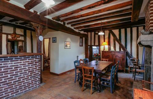 Crucheray House | Maison restaurée avec jardin près de Vendôme, 3 chambres, cheminée, BBQ, internet, animaux acceptés - FR-1-491-367