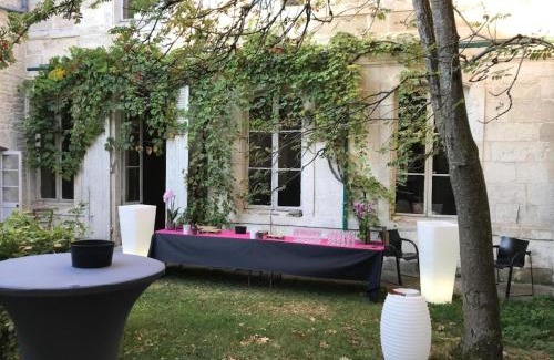 Centre Ville House | Maison spacieuse avec spa, Niort