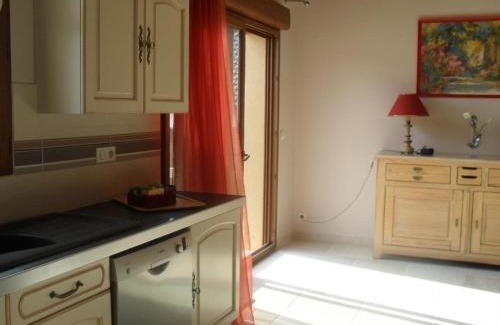 Chaon House | Maison spacieuse en Sologne avec grand jardin, proche randonnée, terrasse, parking privé - FR-1-491-437