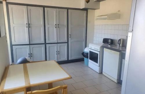 Anche House | Maison spacieuse près du centre équestre