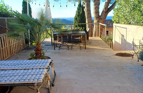 La Croix-Valmer House | Maison Tout Confort, Grande Terrasse vue Mer, Proche de St-tropez