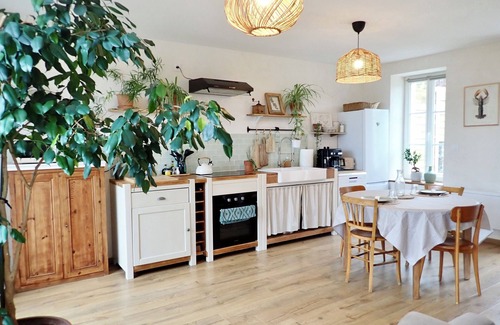 Urville-Nacqueville House | Maison Typique Proche de la mer Avec Jardin Clos, Animaux Acceptés !