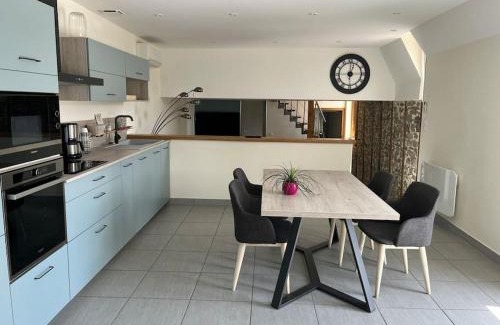 Vezac House | Maison vue sur le golf - 5 couchages - Parking gratuit - Grande terrasse