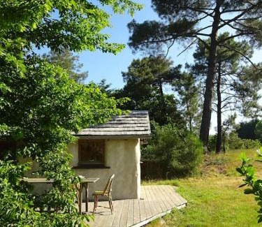 Ploermel Apartment | maisonnette écologique isolée en botte de paille