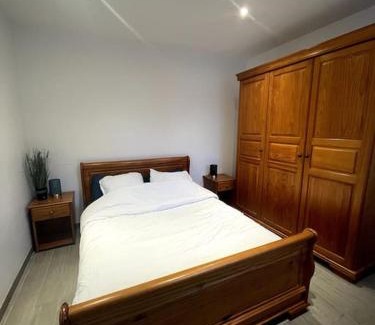 Malestroit House | Maisonnette des Douves Plein Centre 1 à 4 voyageurs