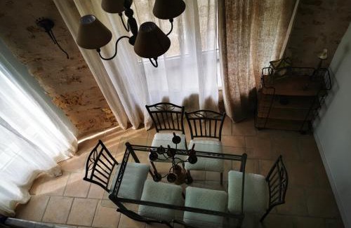 Bourneau House | Maisonnette