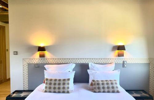 Cambremer House | Maisons d'hôtes - Domaine Le Coq Enchanté