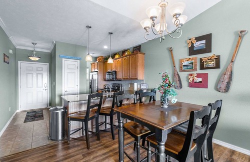 Table Rock Condo | Majestic Condo on Table Rock Lake - Views for Miles! Closest complex to the lake and Branson!