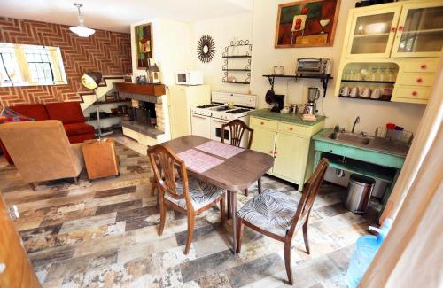 Cholula Apartment | Majikal B&B -Retro