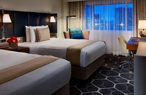 Uptown Hotel | Make Your Trip More Enjoyable! w/Pool, Near Museum of Fine Arts, Houston!