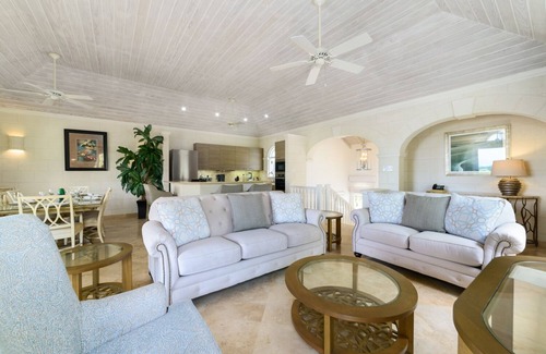 Prospect Villa | Make your vacation memorable in this 4 bedrooms villa