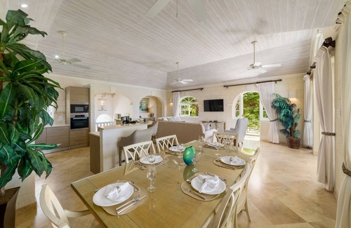 Prospect Villa | Make your vacation memorable in this 4 bedrooms villa