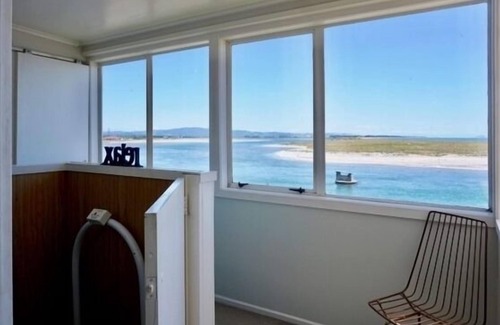 Maketu House | Maketu Beach Front Watchtower