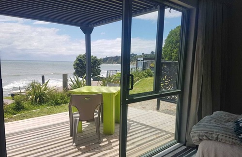 Maketu Cabin | Maketu Beachside Haven Spinnaker Cabin