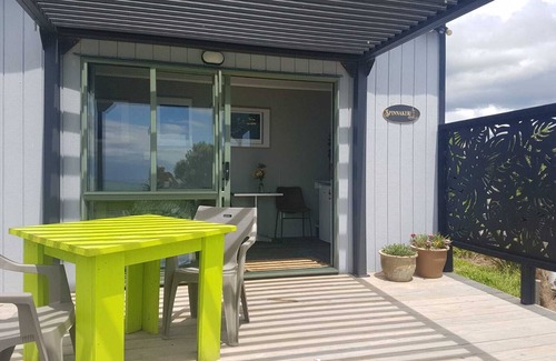 Maketu Cabin | Maketu Beachside Haven Spinnaker Cabin