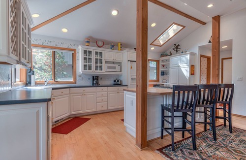 Sunriver House | MALH10 - Great Sunriver Home, Walk or Ride Bike to Deschutes River