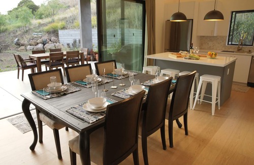 Agoura Hills House | Malibu Mountain Guest House - Very private but close to city amenities