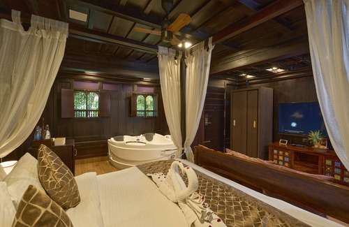 Kuzhuppilly Resort | Maliekal Heritance Cherai