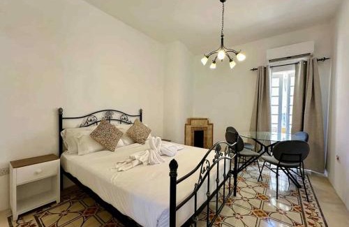 Il-Balluta Apartment | Maltese Charm, Sea Side, Table Soccer, Balluta Bay by Haven & Keys Malta