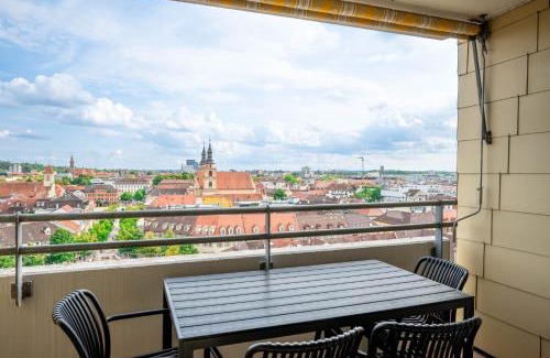 Ludwigsburg Apartment | Malu Rooms - Über den Dächern der Stadt, Zentrum, Panorama, Terrasse, höchste FeWo der Stadt